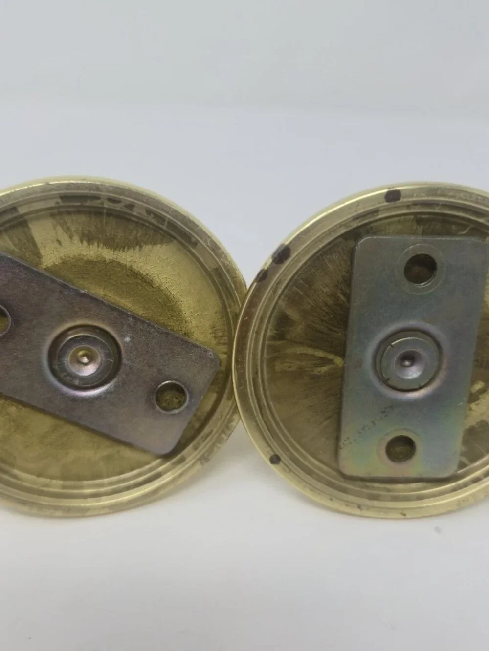 ​Set of 4 Vintage Polished Brass Curtain Rod Brackets Ball Top Scalloped Base